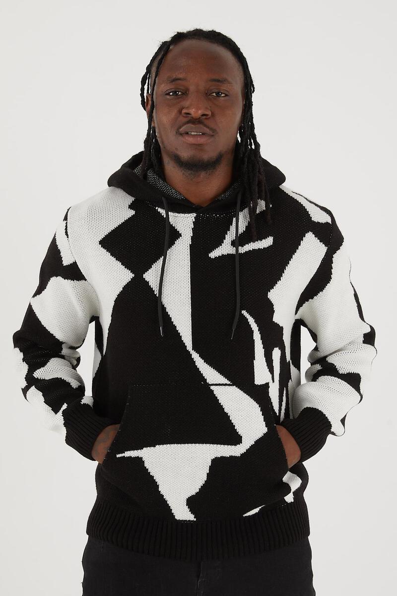 Men’s Abstract Black & White Knit Hoodie – Bold Graphic Pullover Streetwear