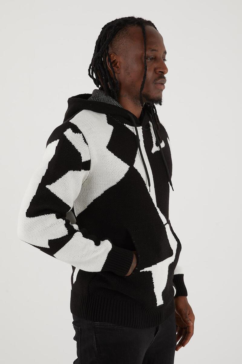 Men’s Abstract Black & White Knit Hoodie – Bold Graphic Pullover Streetwear