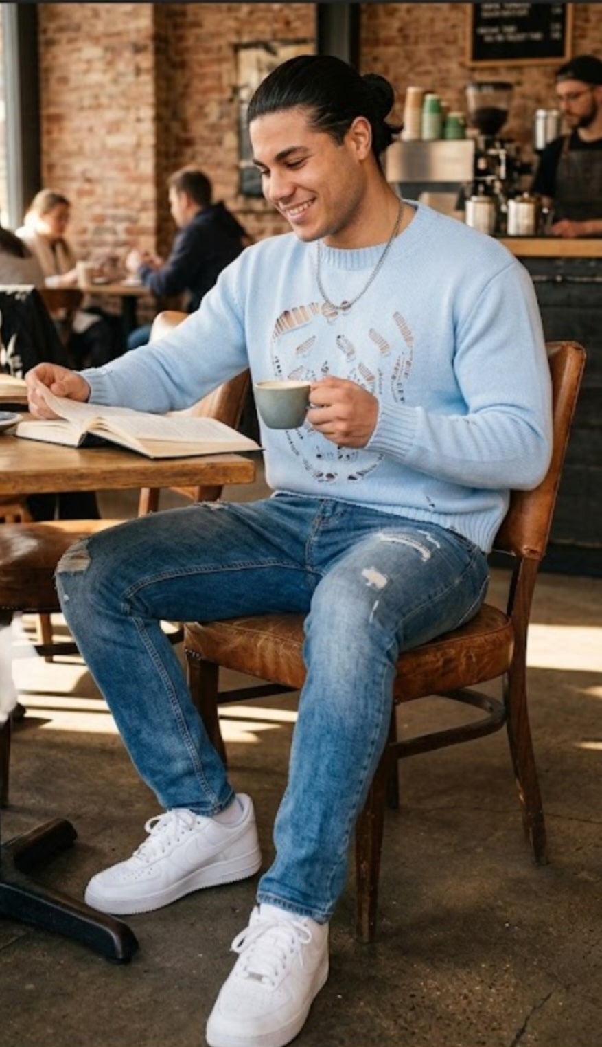 Men’s Cropped Cut-Out Skull Knit Sweater